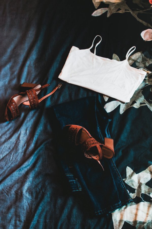 蒙古族服装服饰艺术节扮靓“霓尚草原”